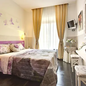 Marcantonio 2*, Roma Italia