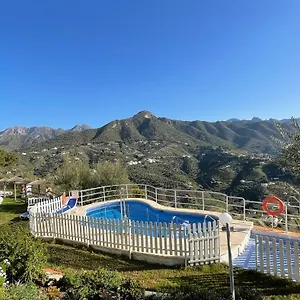 https://hotel-rural-los-caracoles.1costadelsol.com